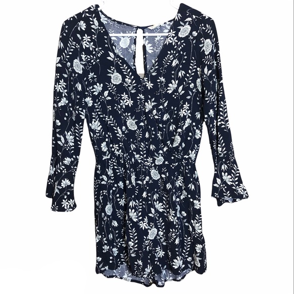 Aeropostale floral romper size xs - Picture 2 of 4
